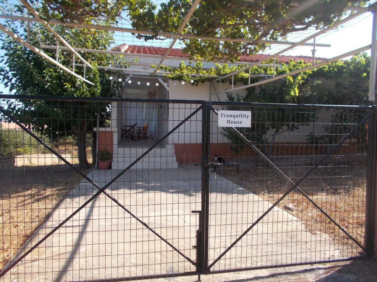 Villa Tranquility House Livadia  Exterior foto